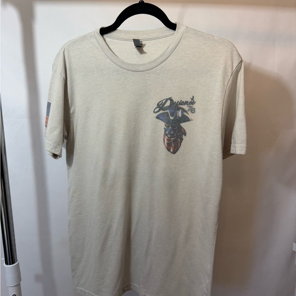 Deja Vu 76 Liberty USA Graphic Tee Cream‎ Vintage Style Shirt Medium